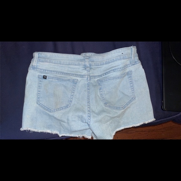 Hot topic blackheart pride lgbt shorts women’s 7 - Picture 2 of 3